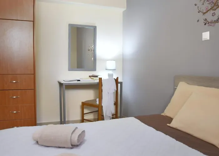 Konomi Apartament Karavádhos